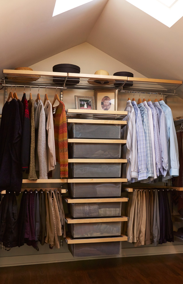 hanging clothes storage and open shelves are probably only things you need in a fully functional closet (DLH Inc)