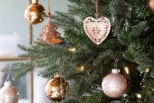 03 copper and rose gold ornaments for decorating a Christmas tree
