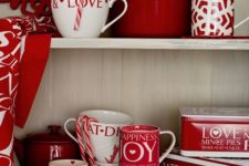 06 red and white mugs and tins wwill be amazing for Christmas or Valentine’s Day
