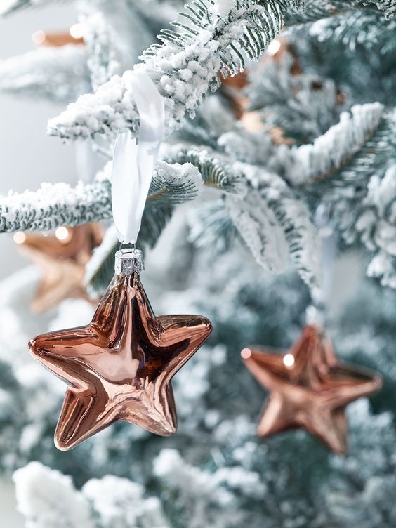 copper star ornaments are a cool idea for holidays
