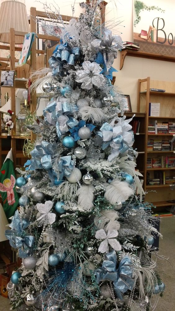 blue, silver and white Christmas tree decor