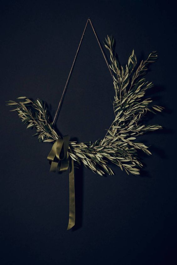 Olive branches with an olive green ribbon bow is a unique and eye catchy decoration