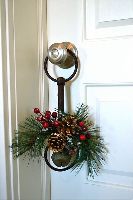 pinecone, berry and evergreen hanger