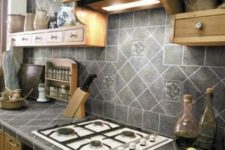 02 grey porcelain tiles on the countertop and backsplash