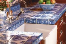 04 blue chinoiserie tiles to contrast with warm-colored furniture