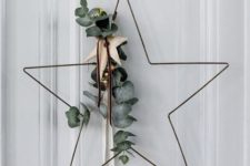 05 star-shaped wreath with eucalyptus is a cool and contemporary idea