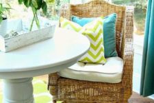 08 a chevron pillow and a patterned rug can easily bring a trendy flavor to your home