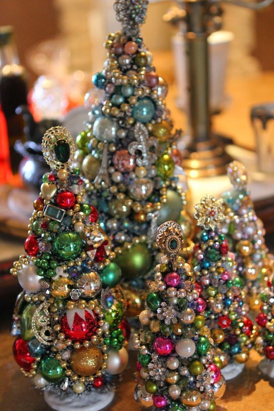 jewelry and beads Christmas tabletop trees