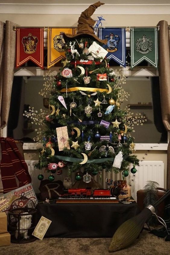 Harry Potter-themed Christmas tree