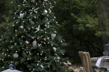 18 beachside Christmas tree with silver ornaments and star fish