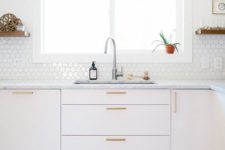 20 tiny white hex tiles for peaceful kitchen decor