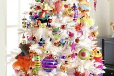 31 super bold tree decor with ornaments of all colors