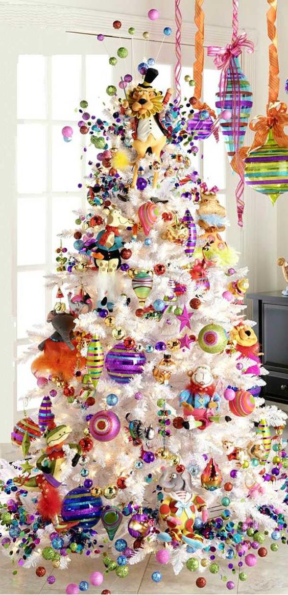 super bold tree decor with ornaments of all colors