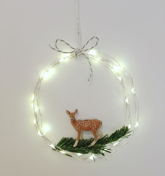 wire LEDs wreath with a reindeer