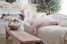 42 sweet pastel pink and ivory living room decor with ornaments, flowers, ruffkes and lights