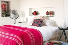28 fuchsia blanket is a great idea for a boho-inspired bedroom