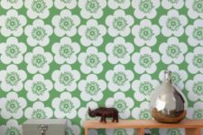 05 bold green and white floral wallpaper
