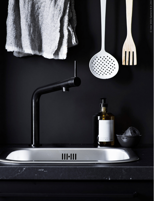 I love the faucet shape, its laconic and industrial look is unique and stylish