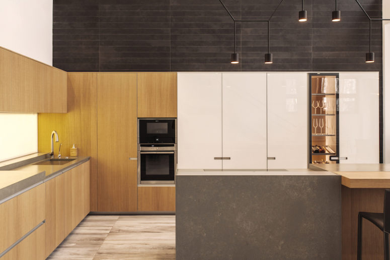 There’s plenty of storage in the kitchen but the decor is minimalist and nicely concealed