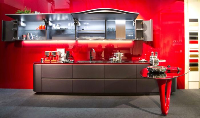 The Ferrari Kitchen by Snaidero is a limited edition dedicated to the 25 years of collaboration between Pininfarina and Snaidero