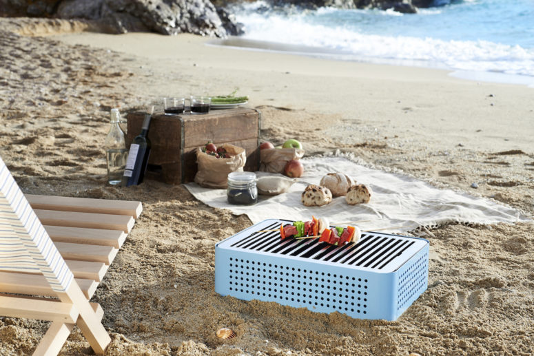 Mon Oncle Portable BBQ Grill by RS Barcelona (via design-milk.com)