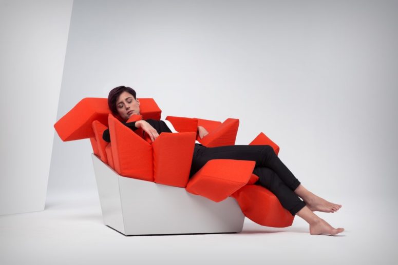 Geometric Manet Chair That Hugs You