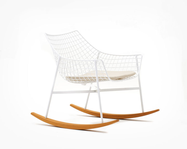 The net structure makes the chair lightweight and modern-looking
