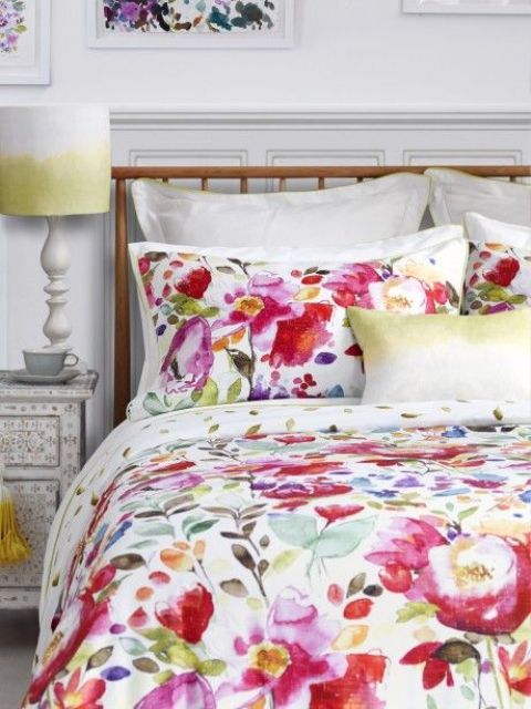 super bold red, fuchsia and yellow watercolor bedding set