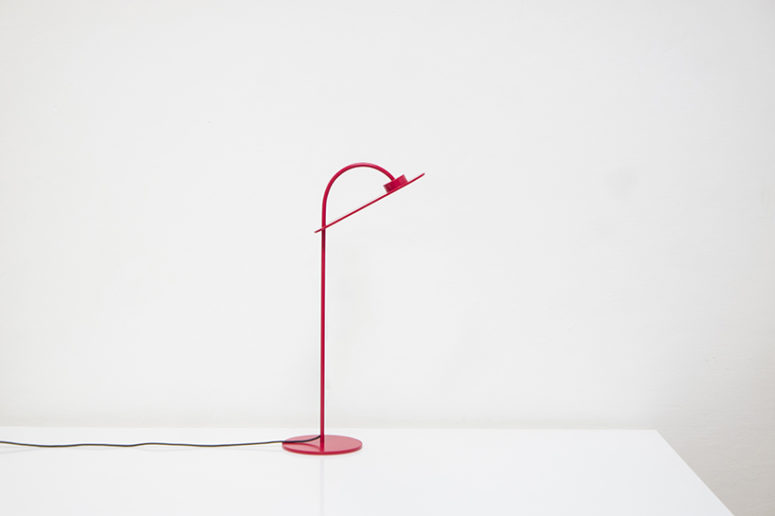 Flamingo Lamp by Mario Alessiani (via www.designboom.com)