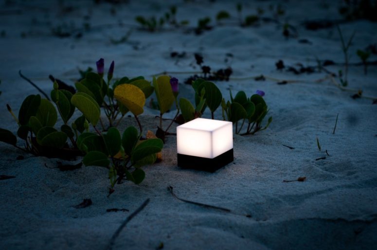Enevu portable light cube by CKIE (via www.digsdigs.com)