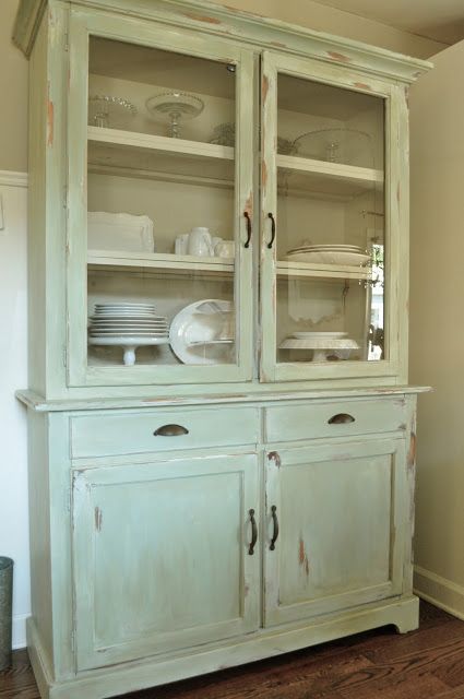 soft pastel cupboard will add chic and a refined feel to your dining space