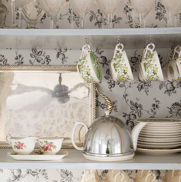black and white floral print wallpaper will create a vintage feel and charm