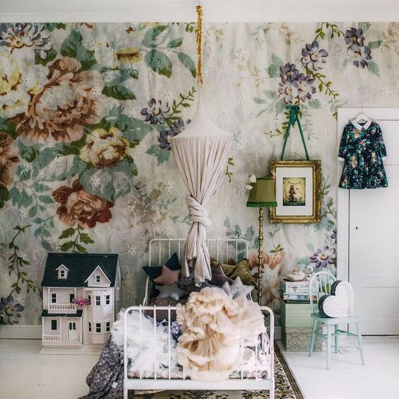 vintage-inspired floral wallpaper for a little girl's room