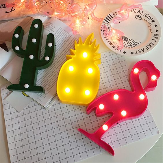 LED 3D flamingo, cactus and pineapple nightlights for a summer feel in your home