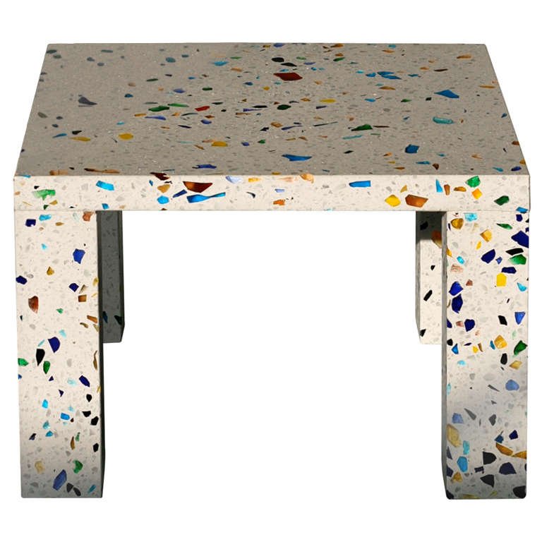 colorful terrazzo coffee table is a very eye-catchy idea