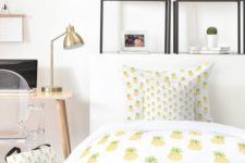 30 pineapple bedding set is great for adding a summer feel