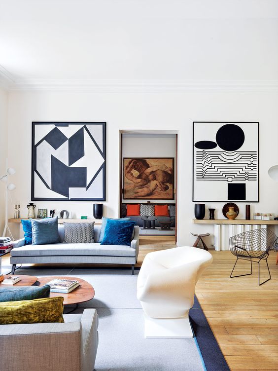 Colorful Paris Home With Artwork Collections