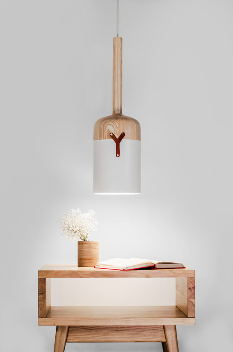Nut-C pendant lamp looks like Nut-S but differs in size and a little bit in design, it's bigger