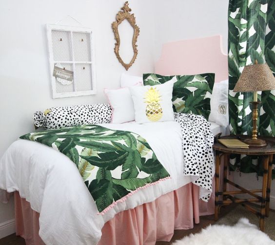 banana leaf print bedding and curtains for a colorful guest bedroom