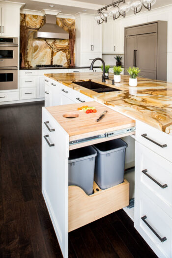 43 Sneaky Ideas To Hide A Trash Can In Your Kitchen - DigsDigs