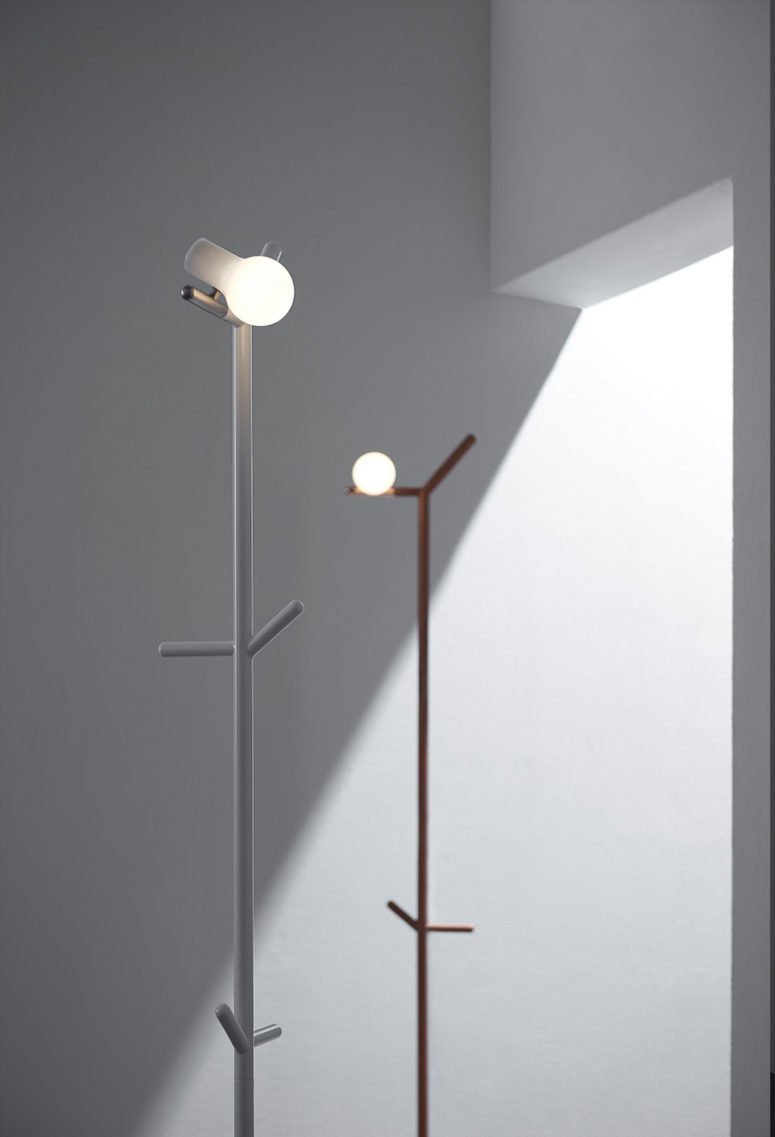Tilting the bulb sidewards offers minimalist structure and lighting efficiency