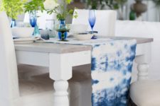 20 make a shibori table runner and add matching glasses to highlight it