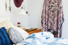 24 shibori blanket for a heavenly relaxing bedroom