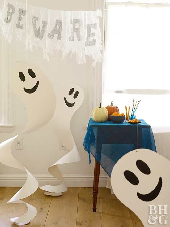 do you plan a kids ghost party, make your own ghosts from paper