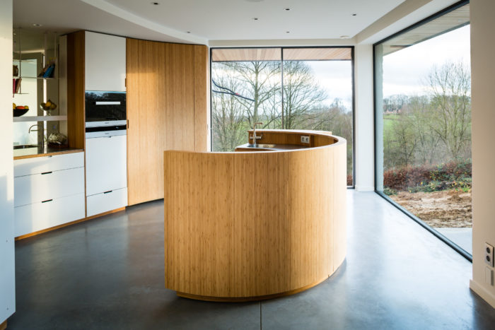 This modern kitchen is intended for chefs and cooking lovers, it's practical and functional
