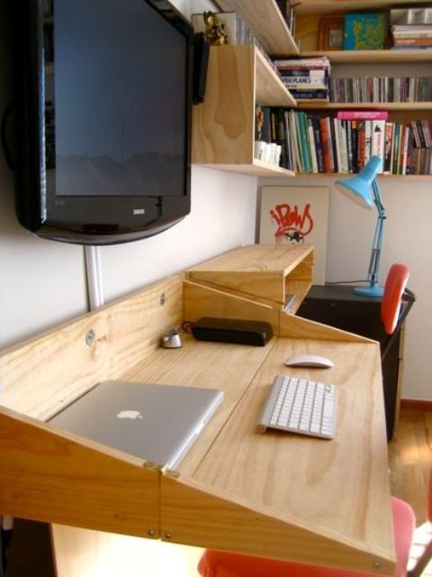 a folding desk space in the living room is a comfy idea