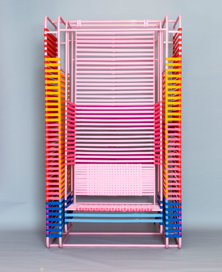 Iris Swinging Chair Of 600 Multi-Colored Nylon Bands