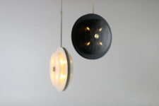 02 The lamps are circular, they are available in black and white and with a soft glow and shadows