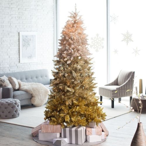 vintage gold ombre Christmas tree is a unique idea for winter holidays