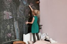 08 make a chalkboard headboard wall, so that your kids enjoyed chalking right on the wall